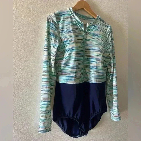 Lands End Size 16 Zip Front One Piece Swimsuit EUC- like new - Picture 1 of 9